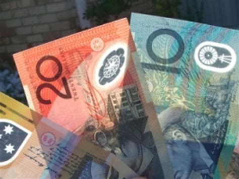 queensland government   startups  funding leg  zdnet