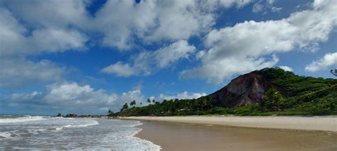 Tambaba: The best nudist beach in Brazil : r/nudism