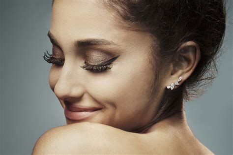 Ariana Grande 4k 2017 Wallpaper,HD Music Wallpapers,4k Wallpapers