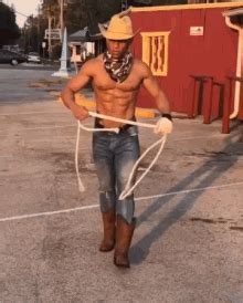 Howdy Cowboy GIF - Howdy Cowboy - Discover & Share GIFs