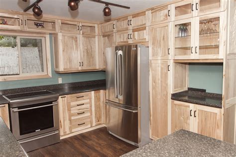 wormy maple kitchen cabinets    kitchen