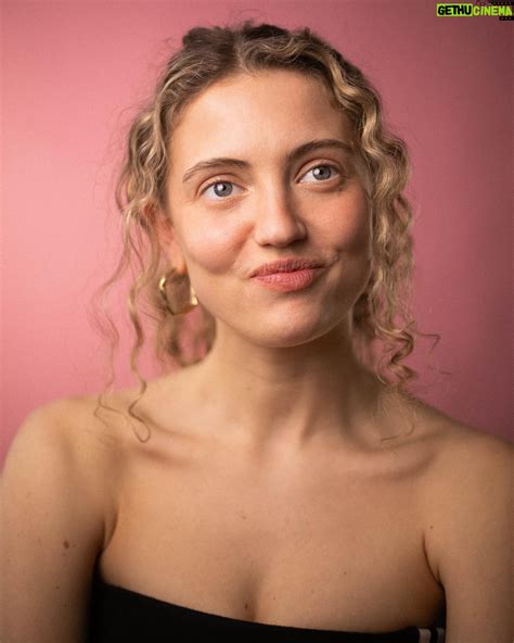 Amelia Clarkson Wiki, Biography, Age, Gallery, Spouse and more