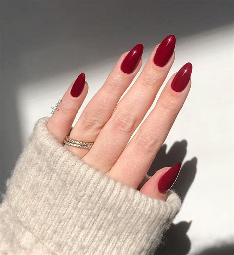 red acrylic nail art
