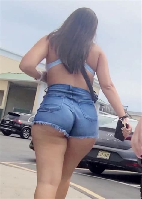 🍑For the Love of Pawgs🍆💦 - Short Shorts & Volleyball - Forum