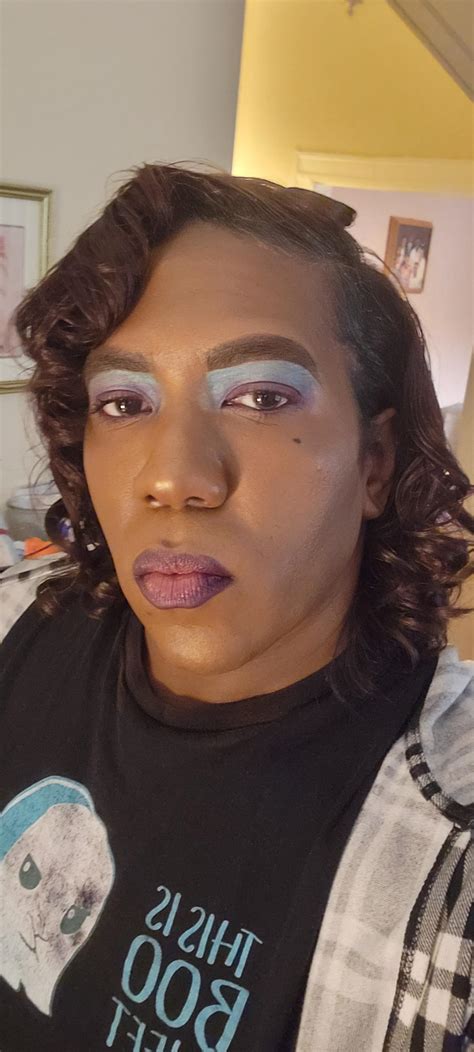 Face 🤌🏾 : r/BlackCrossdressers