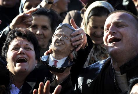 yugoslavos babo abdic bosnia occidental  las mentiras del vencedor