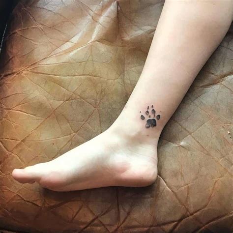 cool cat paw print tattoo ideas
