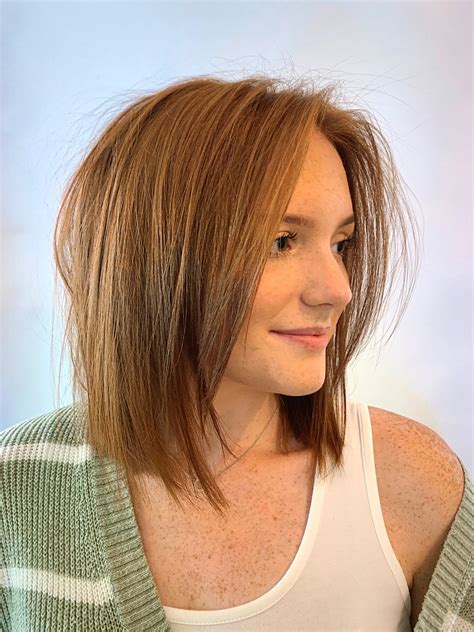 shoulder length cut with layers 3