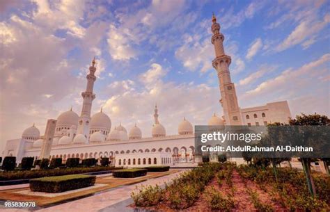 abdul rahman mosque   premium high res pictures getty images