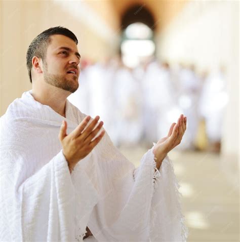 Premium Photo | Makkah Kaaba Hajj Muslims