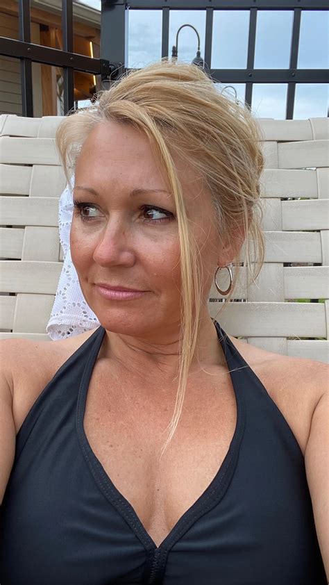 My mom on vacation | Scrolller