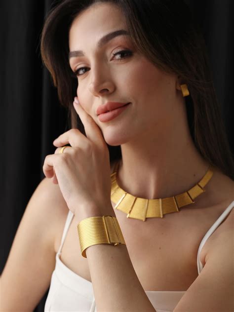 Bella Gold | Urla (@bellagoldurla) • Instagram photos and videos