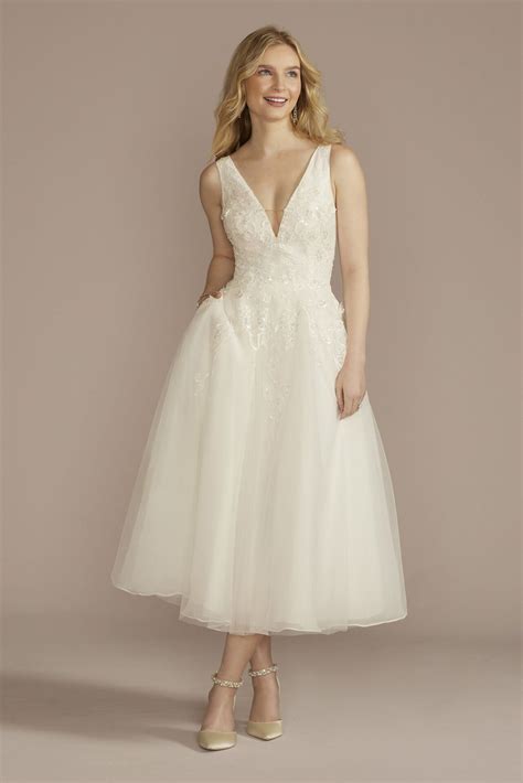 Tea-Length Plunging Neckline Lace Wedding Dress SDWG1134 - Onedaybride