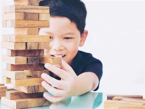 rekomendasi mainan anak edukatif  populer happy play
