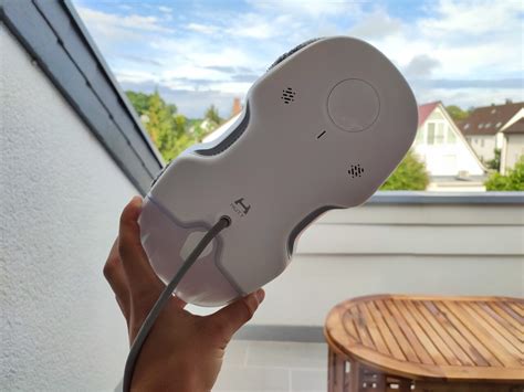 Xiaomi HUTT C6 Fensterputzroboter mit rotierenden Wischmopps im Test