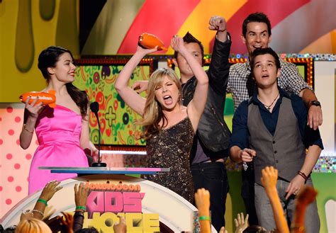 Icarly Reboot Gibby / Then And Now The Cast Of Icarly Photos And What