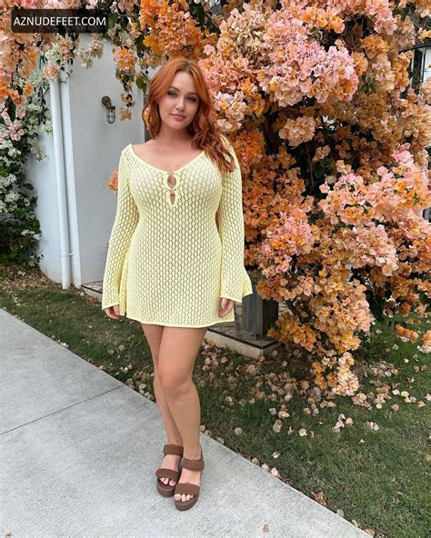 BROOKE NICHOLE LEE Feet - AZNudeFeet