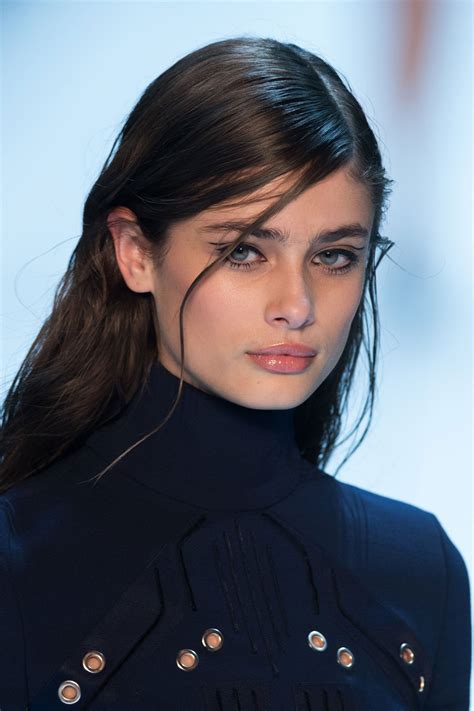 Pin by Tài Nguyen on Taylor Hill | Taylor marie hill, Long hair styles