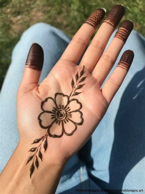 find   mehndi design simple