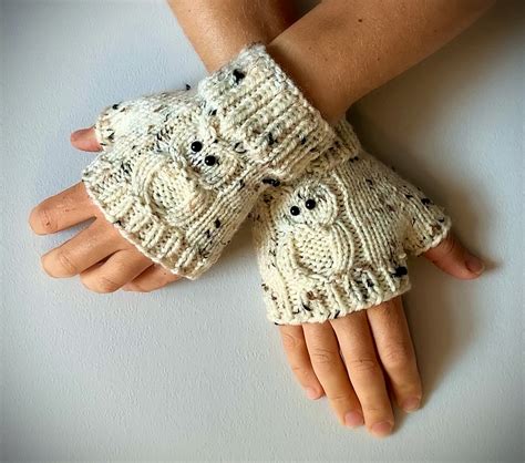 Fingerless Knit Gloves