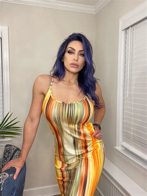 GlamwithNikki - A beautiful day begins with a beautiful mindset💙 #shein