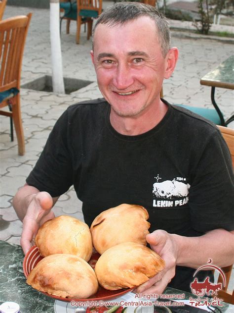 Uzbek Samosa (Samsa). Uzbek cuisine