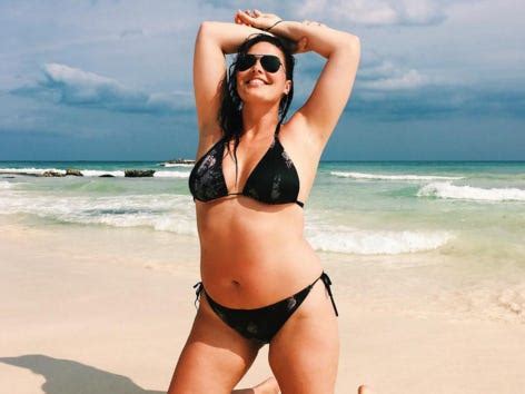 8 Hot Sexy Candice Huffine Bikini Pics