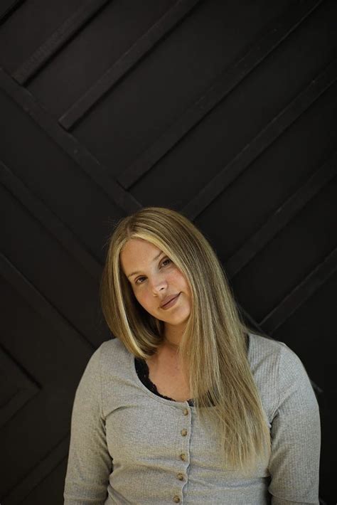 Details on Lana Del Rey's Champagne-Blond Color Treatment | PS Beauty