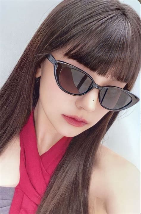 Itzy Yeji photocard scan | Itzy, Photocard, Photo cards