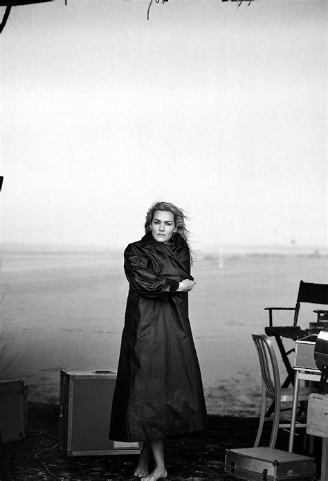 Kate Winslet Hot Photos and Naked Movie Scenes – Leaked Diaries