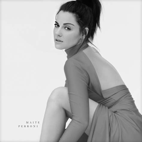 “Contigo”, terceiro single do álbum Maite Perroni está disponível!