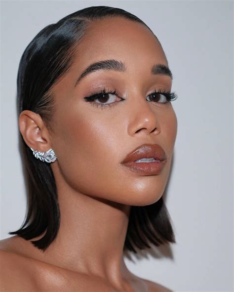 short hair trends      wear