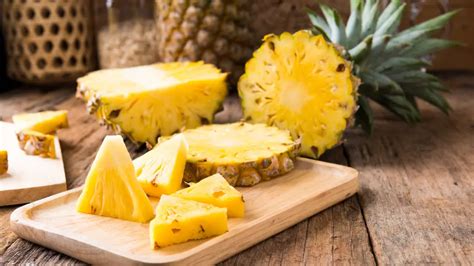 Abacaxi É Oxítona - Abacaxi: conheça os benefícios e as propriedades da fruta tropical ...