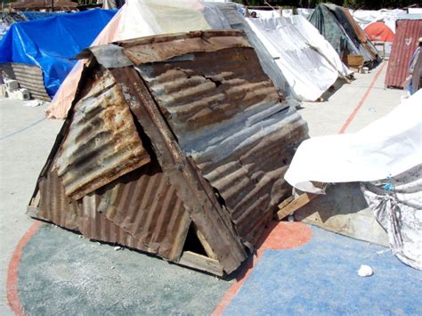 picture makeshift housing facilities