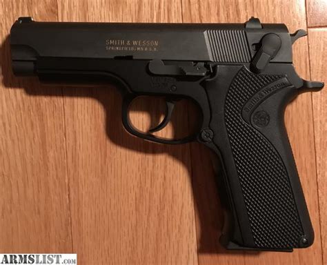 ARMSLIST - For Sale: Smith & Wesson M411