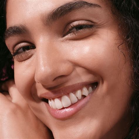Estée Lauder Oficiální stránky | Estée Lauder Česká republika
