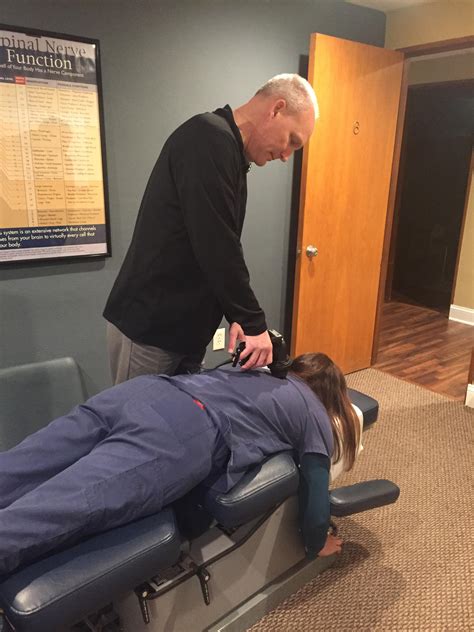 Non-Cracking Chiropractor Adjustment Offered in Doylestown - McQuaite