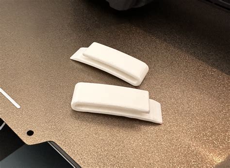 Simple Ski Goggle Clip by bigcat | Download free STL model | Printables.com