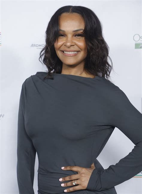 Samantha Mumba – US-Ireland Alliance’s Oscar Wilde Awards in Santa