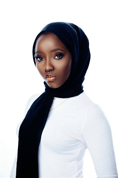 Dressed+And+Undressed+Girls Photos, Download The BEST Free Dressed+And