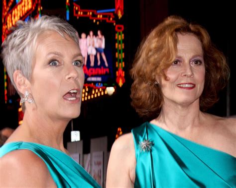 LOS ANGELES SEP 22 Jamie Lee Curtis Sigourney Weaver arrives at the You