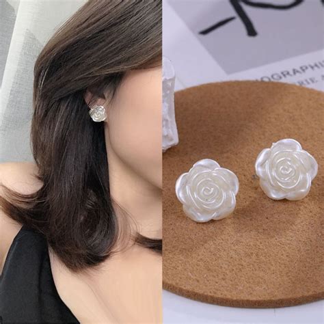 Jual Anting Jepit Anting Klip Bunga Rose Putih AT434 | Shopee Indonesia
