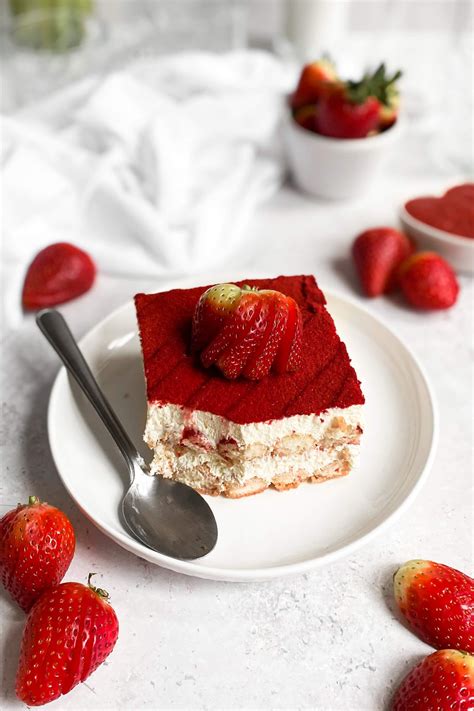 strawberry tiramisu artofit