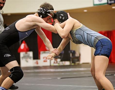 Men Wrestling Women: 2020