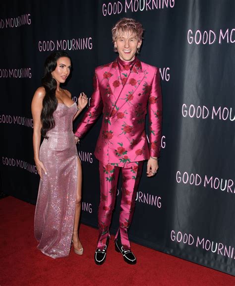 Megan Fox Big Boobs Cleavage - Hot Celebs Home