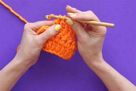 How to Make the Double Crochet Stitch