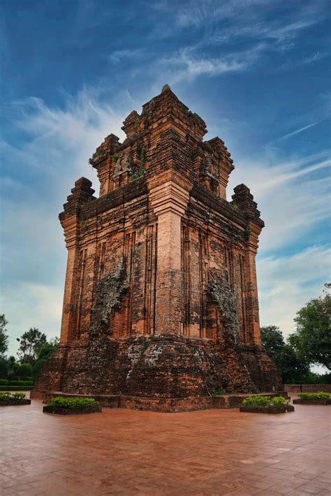 Discovering Tuy Hoa: An Ultimate Guide to What to See, Do, and Eat
