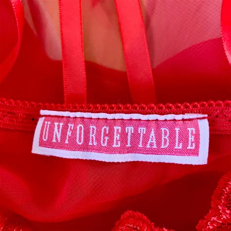 Vintage UNFORGETTABLE Babydoll Nightie SEXY Nightgown Red Lace Bow