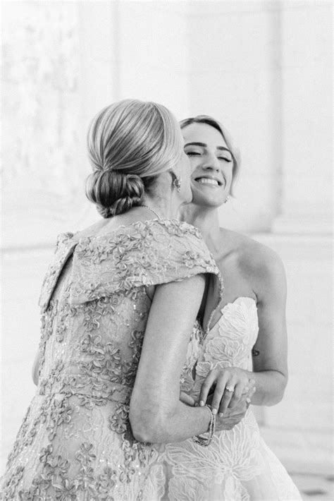 This Colorful Wedding at Château de Jalesnes Beautifully Blended The