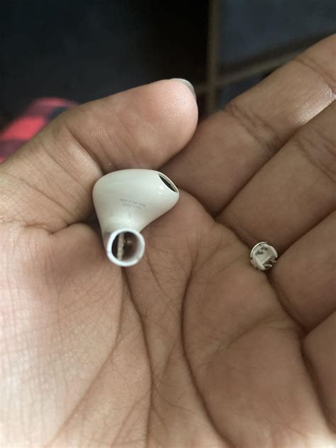 Broken AirPods (3rd gen) : r/airpods